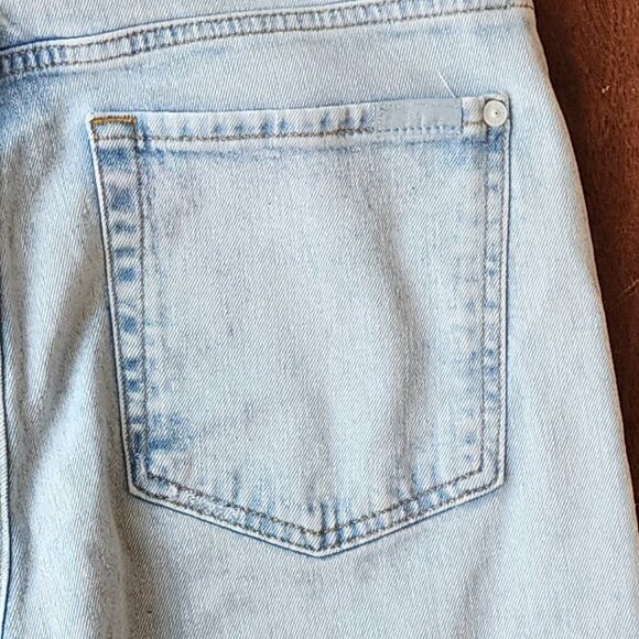 7 For All Mankind Light Wash "The High Wash Skinny" Jeans Size 30 - Picture 16 of 16
